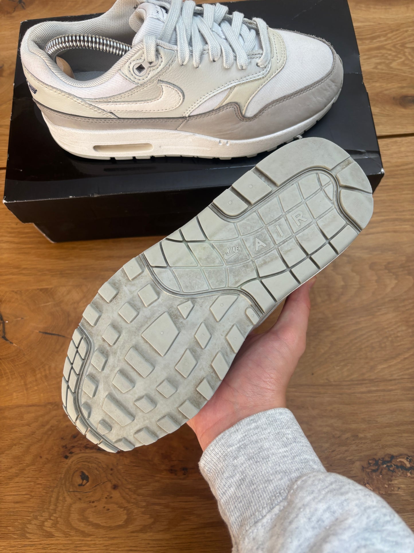 Nike Air Max 1 '87 LX Light Smoke Grey (Preloved)