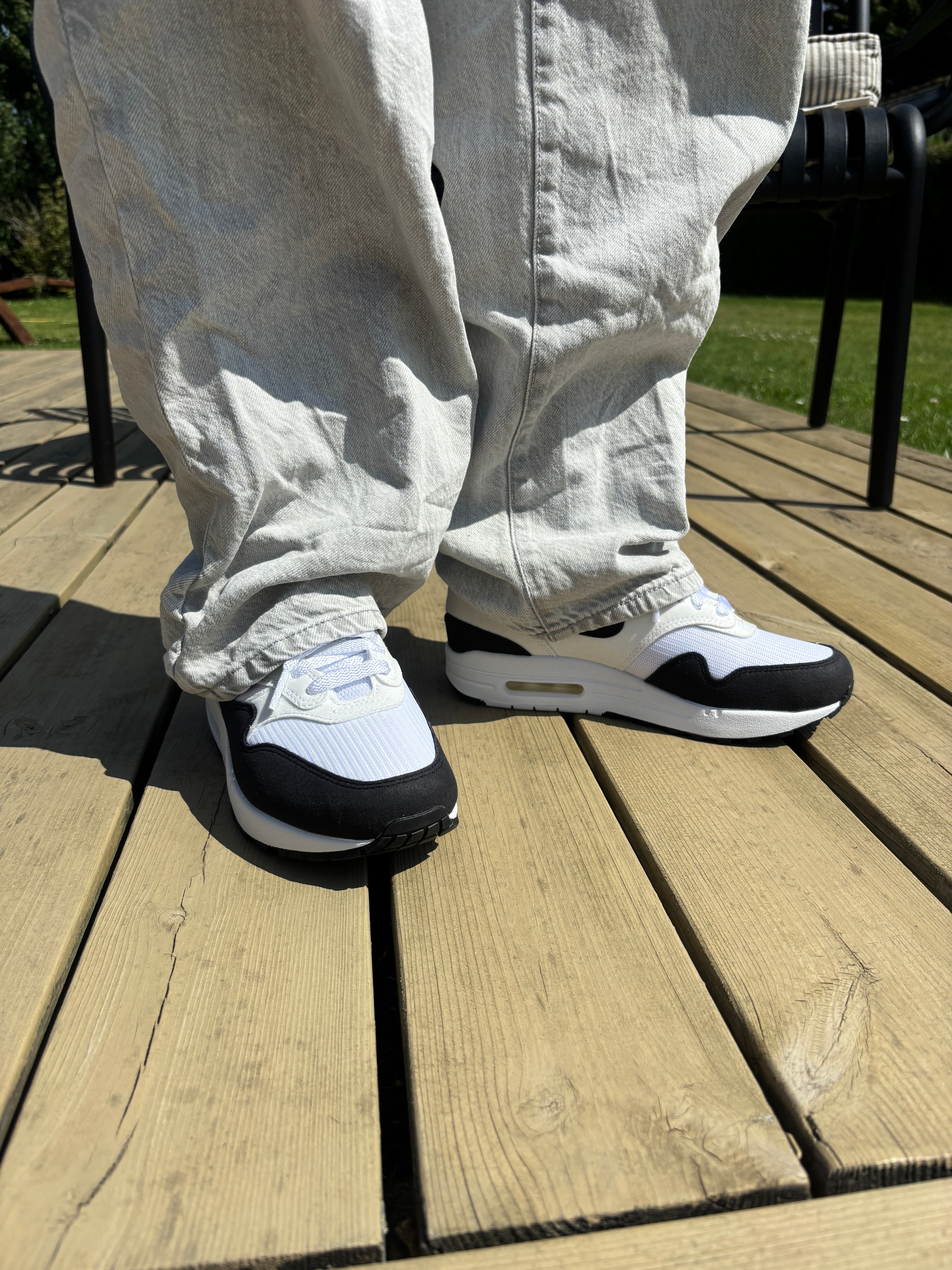 Nike Air Max 1 White Black Neutral Grey