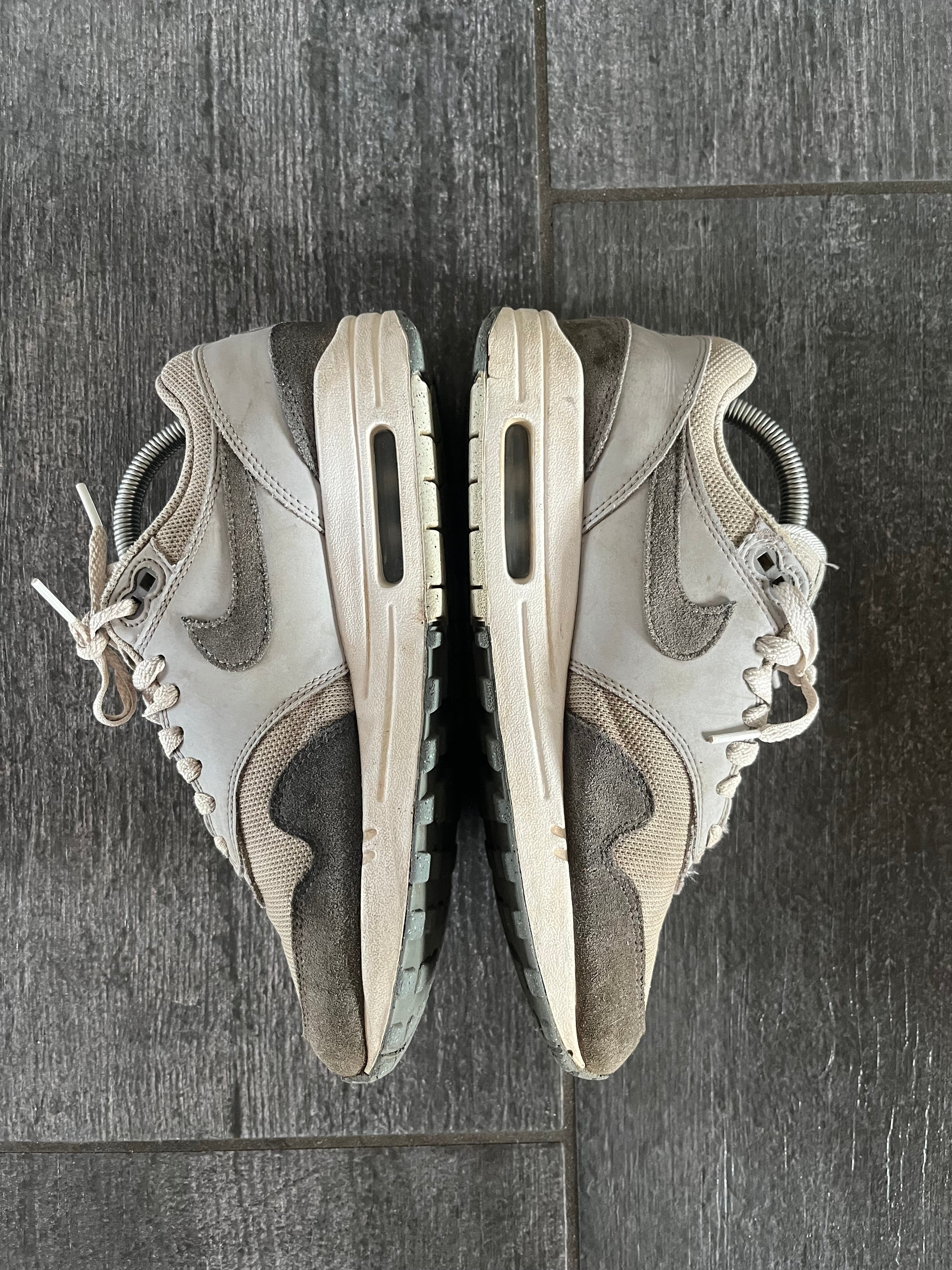 Nike Air Max 1 photon dust Wolf Grey