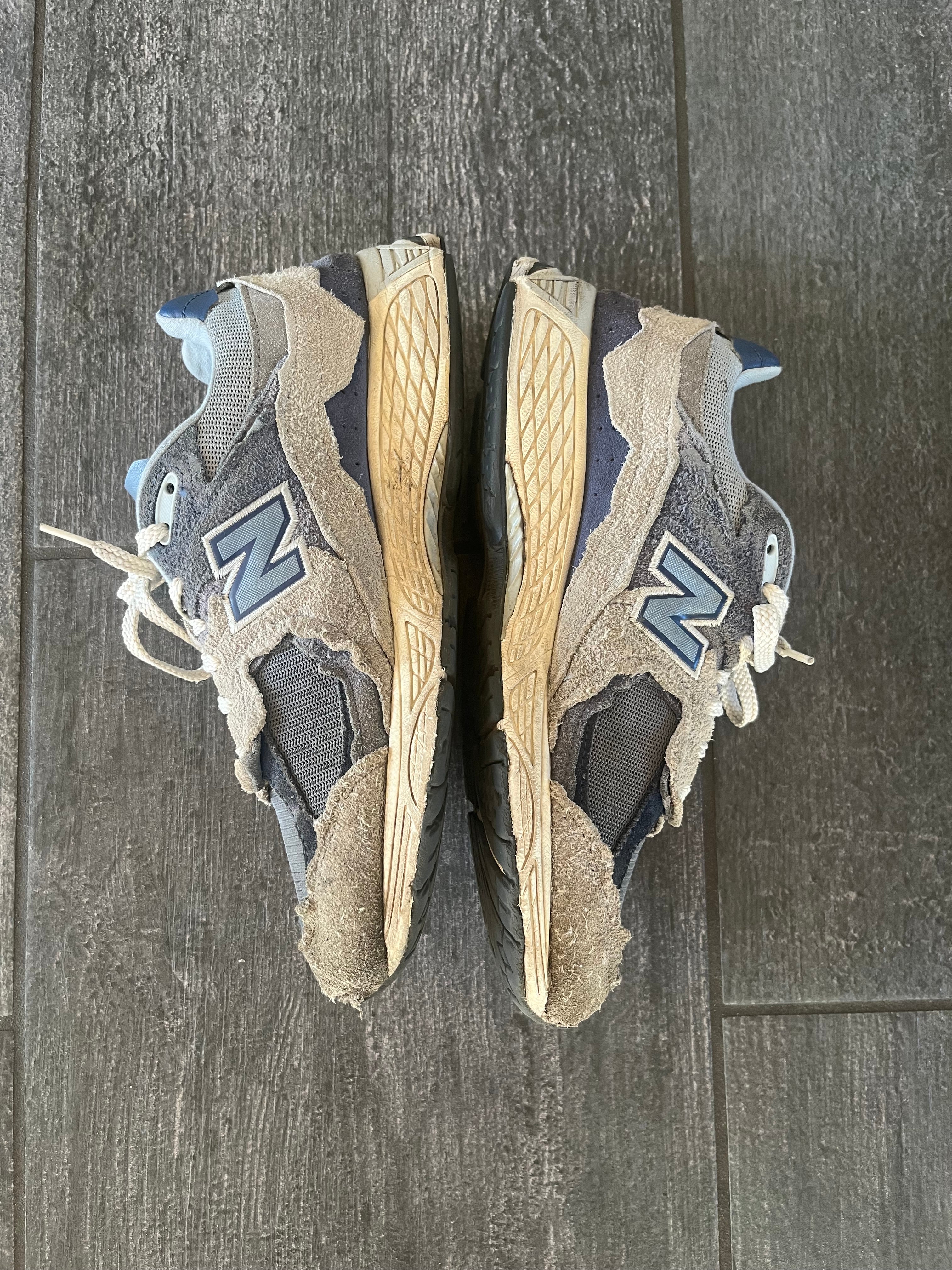 New balance 2002r protection pack magnet raincloud