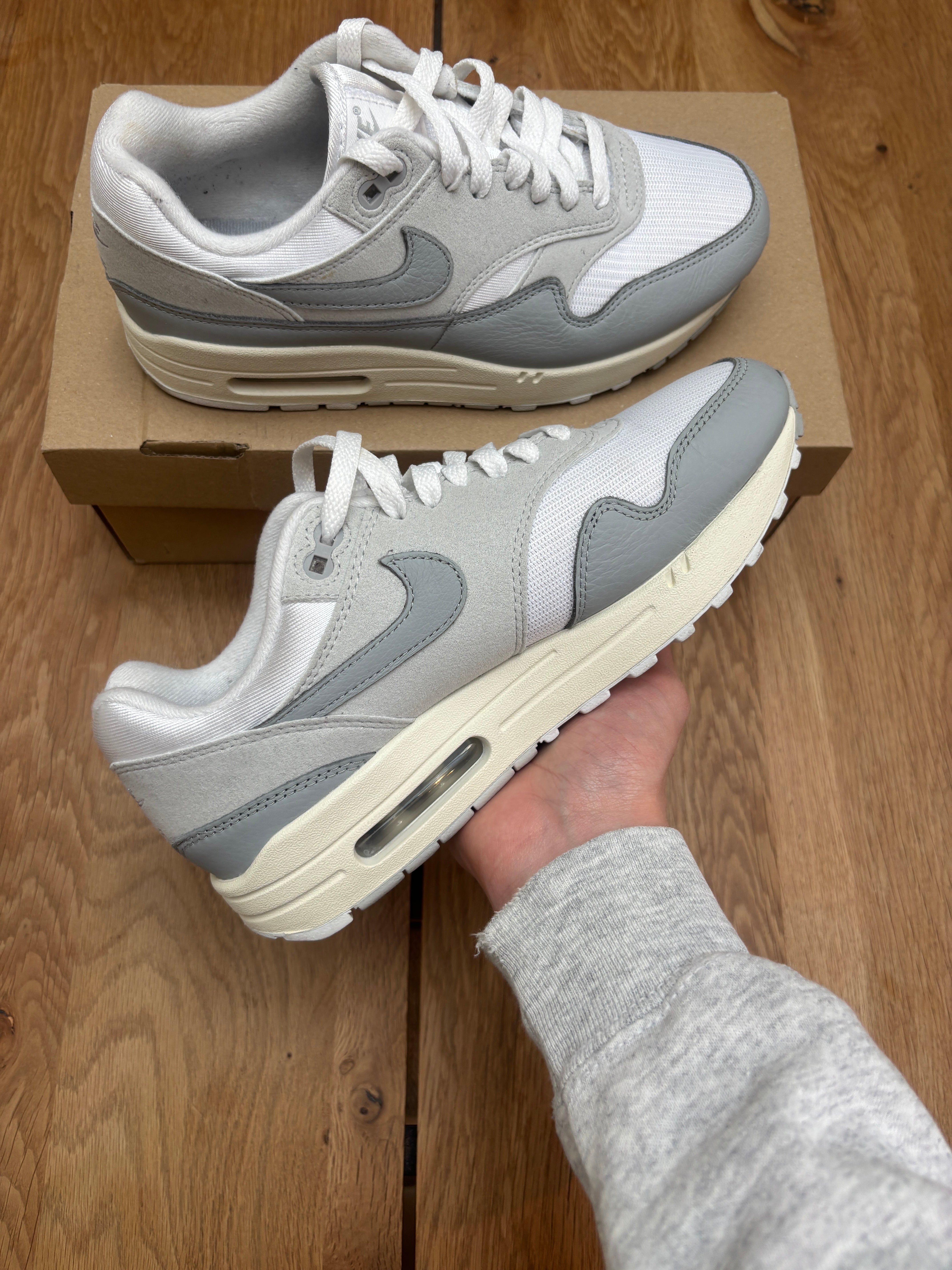 Nike Air Max 1 Pure Platinum