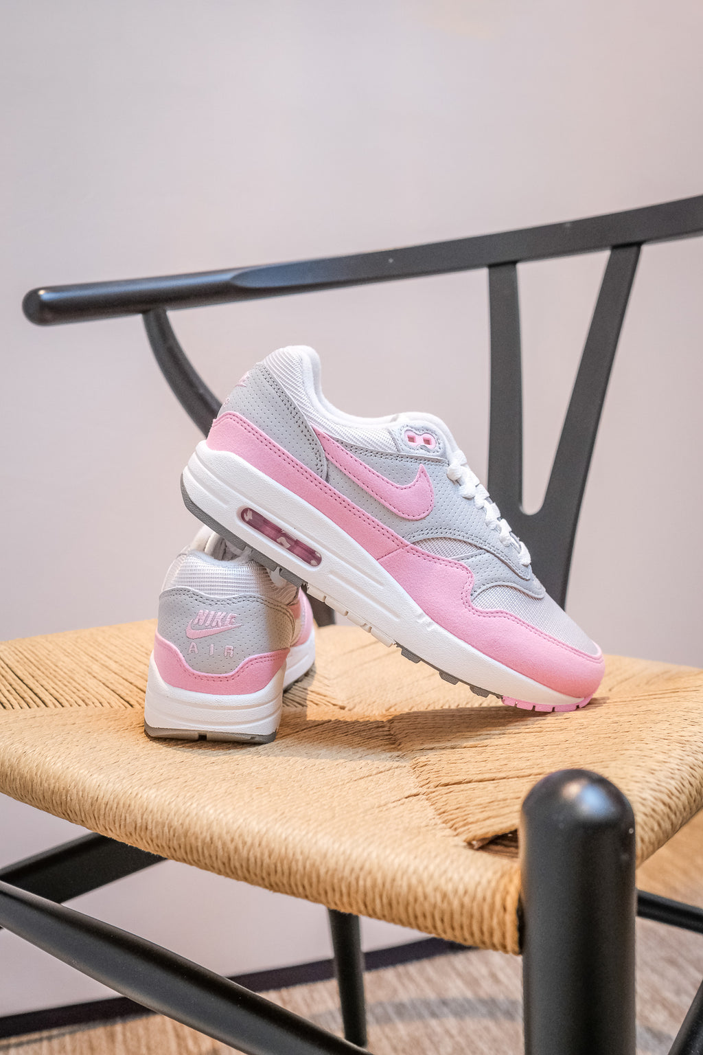 Nike Air Max 1 '87 Metallic Platinum Pink Rise