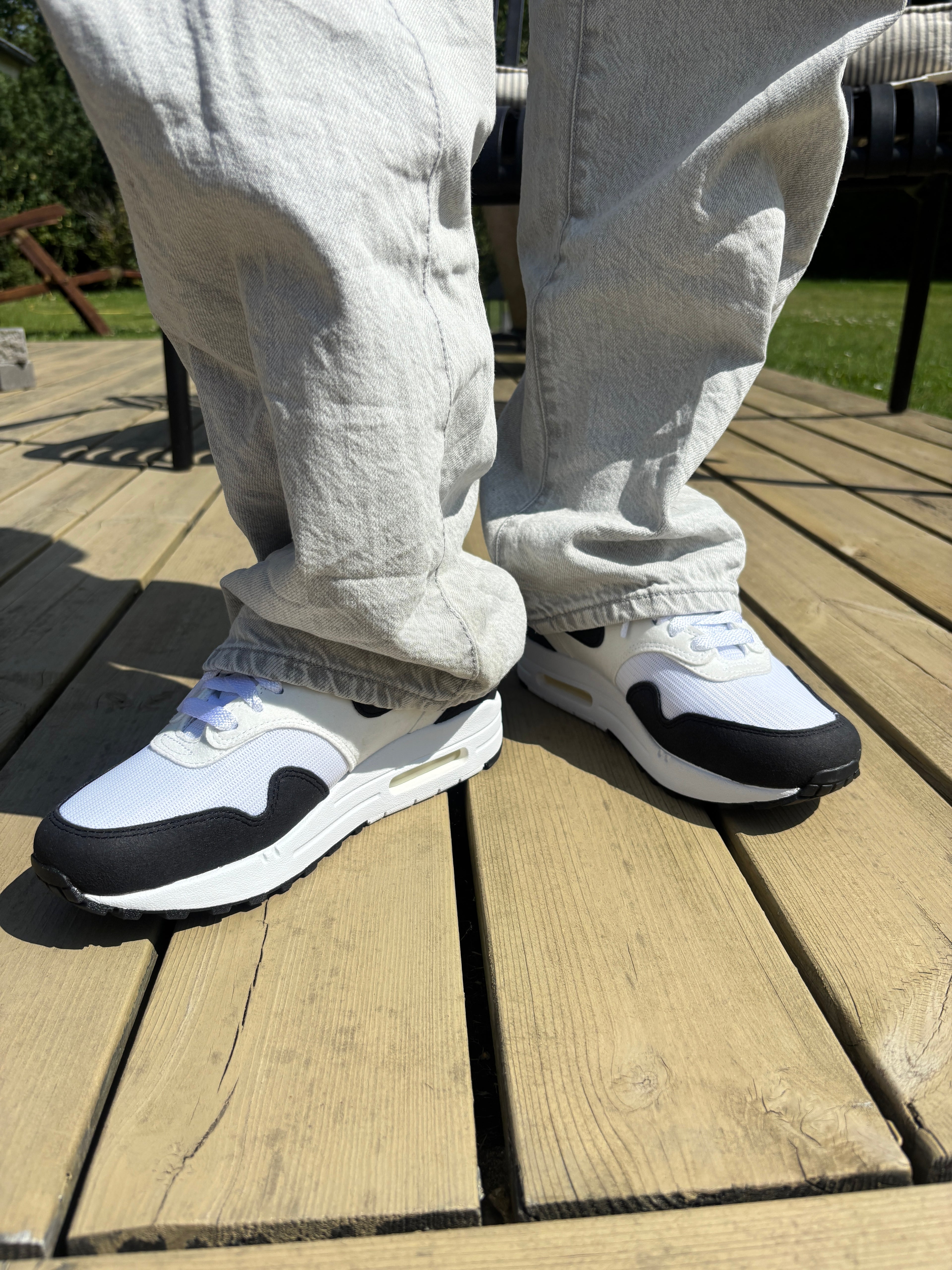 Nike Air Max 1 White Black Neutral Grey