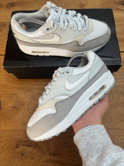 Nike Air Max 1 '87 LX Light Smoke Grey (Preloved)