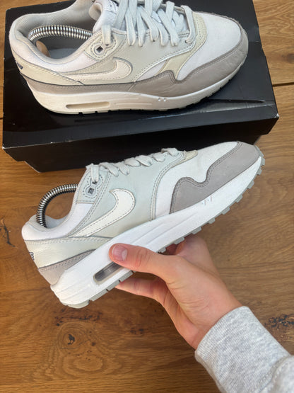 Nike Air Max 1 '87 LX Light Smoke Grey (Preloved)