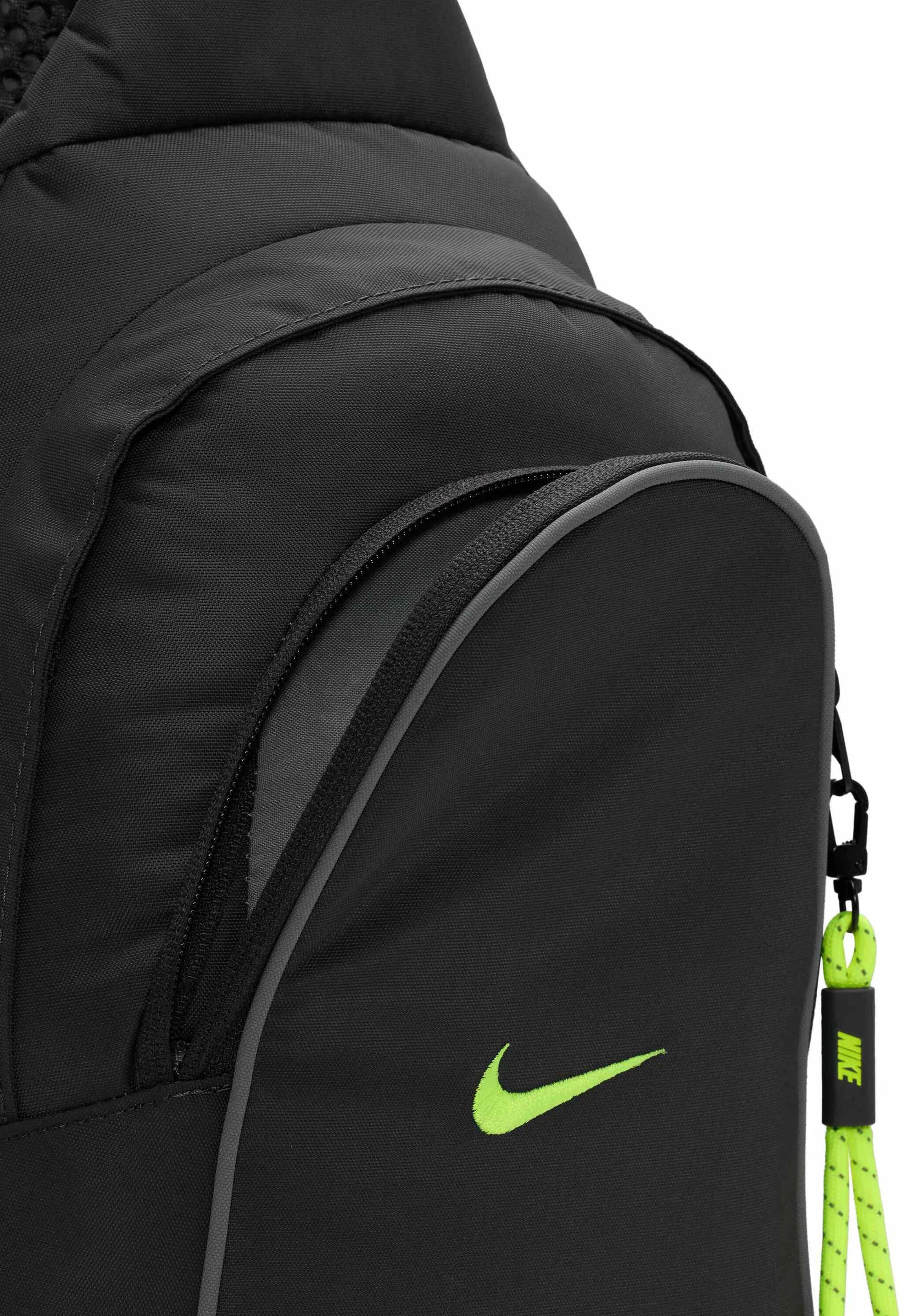 Nike Sling Bag 8L Neon Black